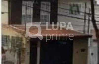 Sobrado comercial com 4 dormitórios sendo 2 suítes para locação no jardim são paulo