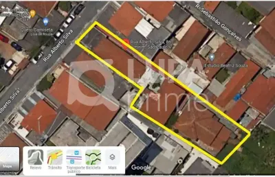 Terreno com 660m² de área construída  á venda no imirim