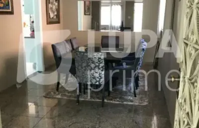 Sobrado com 4 dormitórios (1 suíte) e 3 banheiros à venda vila isolina mazzei
