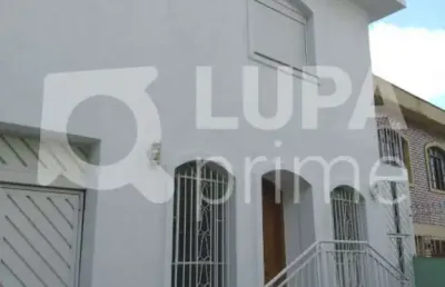 Sobrado com 3 suítes, churrasqueira e 3 vagas á venda no jardim são paulo !