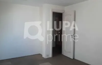 Sala comercial com 178 metros para locação no centro