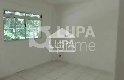 Terreno com 2 casas de 135m² à venda, no jardim são paulo