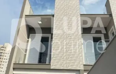 Sobrado com 3 dormitórios sendo suítes á venda no parque vitória