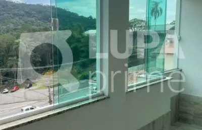 Sobrado com 2 dormitórios de 100m² à venda no parque casa de perde