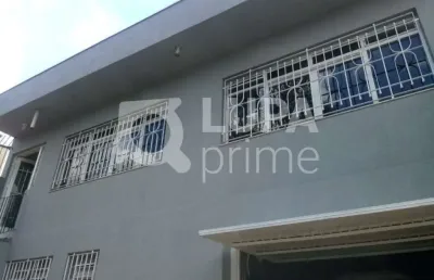 Casa térrea com 3 dormitórios (1 suíte) e 4 banheiros á venda no tremembé