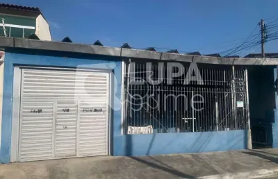 Excelente terreno, com 13 casas para renda, à venda na vila nivi!
