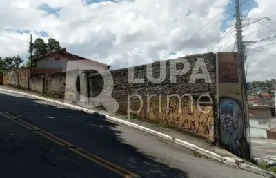 Casa térrea comercial com 2 dormitórios para locação no tremembé!