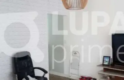 Casa térrea com 3 dormitórios sendo 1 suíte á venda no jaçanã!