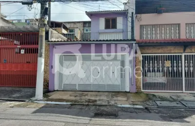 Sobrado com 3 dormitórios e churrasqueira á venda- casa verde
