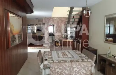 Sobrado com 4 dormitórios (2 suítes), churrasqueira e piscina á venda- vila nova mazzei