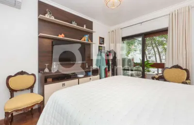 Apartamento com 3 dormitórios e 3 banheiros à venda na aclimação