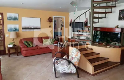 Sobrado com 3 quartos e 3 vagas de garagem a venda em santana