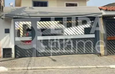 Sobrado com 3 dormitórios sendo 1 suíte para locação no tucuruvi