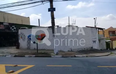 Terreno com 270m² de área total à venda na vila maria