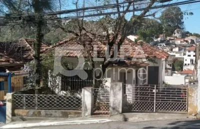 Casa térrea com 3 dormitórios á venda- horto florestal !