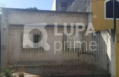 Casa térrea com 3 dormitórios à venda na vila dom pedro ii !