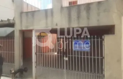 Sobrado com 3 dormitórios sendo 1 suíte à venda no jardim brasil!