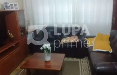 Sobrado com 3 quartos, 2 vagas e 150m² a venda na vila medeiros