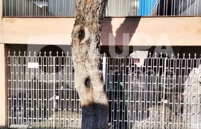 Casa com 4 quartos e 2 vagas de garagem à venda no parque edu chaves