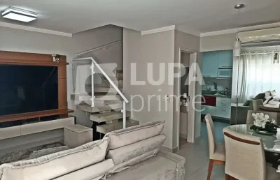 Casa com 2 quartos e 2 vagas de garagem à venda na vila maria alta