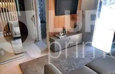 Apartamento com 2 quartos e 1 vaga de garagem à venda no alto da lapa