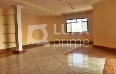 Apartamento com 4 quartos e 4 vagas de garagem à venda na água fria