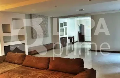 Casa com 4 quartos e 10 vagas de garagem à venda na vila maria alta