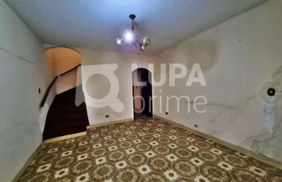 Casa com 3 quartos e 2 vagas de garagem à venda na vila medeiros