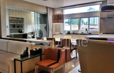 Casa com 5 quartos e 2 vagas de garagem à venda no tremembé