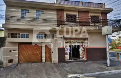 Casa com 3 quartos e 4 vagas de garagem à venda na vila sabrina