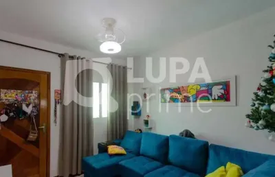 Sobrado com 2 dormitórios e 3 banheiros à venda no jardim popular