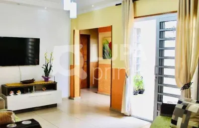 Prédio residencial com 260m² à venda no parque novo mundo