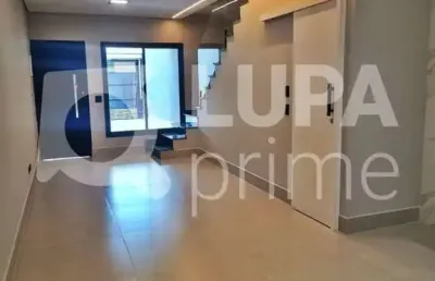 Casa com 3 quartos e 2 vagas de garagem à venda na vila gustavo