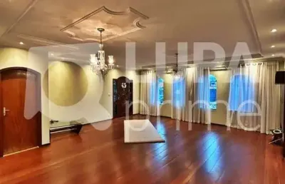 Casa com 4 quartos e 6 vagas de garagem à venda na vila maria alta