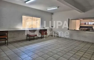 Prédio comercial com 330m² para locação na vila maria baixa