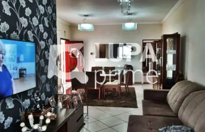 Casa com 2 quartos e 2 vagas de garagem para locação em santana