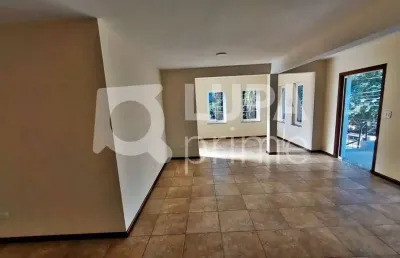 Casa com 4 quartos e 5 vagas de garagem à venda no mandaqui
