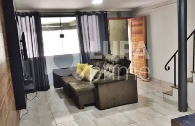 Casa com 2 quartos e 1 vaga de garagem à venda na vila medeiros