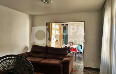 Casa com 2 quartos e 2 vagas de garagem à venda na vila maria alta