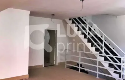 Casa com 3 quartos e 4 vagas de garagem à venda na vila formosa