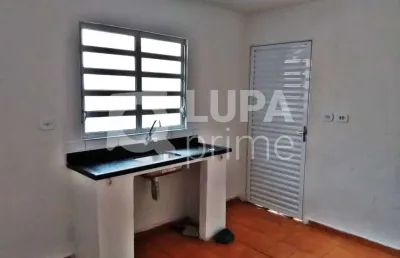 Casa com 1 quarto para locação no parque edu chaves