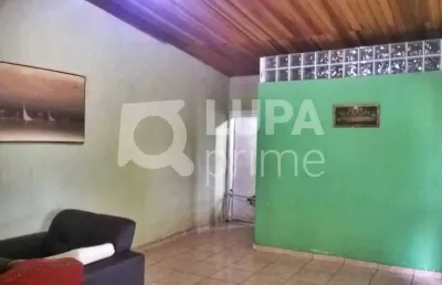 Casa com 4 quartos e 2 vagas de garagem à venda no imirim