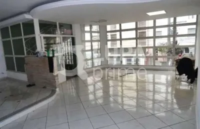 Casa comercial com 350m² de área construída para locação em santana