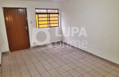 Casa com 1 quarto para locação no parque novo mundo