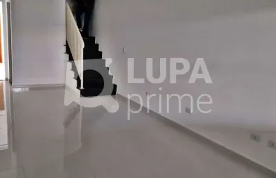 Casa com 3 quartos e 2 vagas de garagem à venda no jaçanã