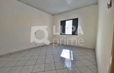 Casa com 2 quartos para alugar na Rua Sargento Agostinho Ferreira, 832, Vila Maria Alta, São Paulo