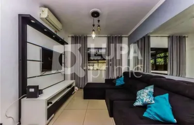 Casa com 2 quartos e 3 vagas de garagem à venda no imirim