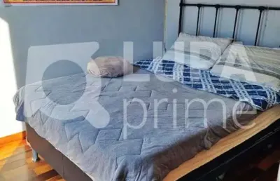 Casa com 3 quartos e 2 vagas de garagem à venda na parada inglesa