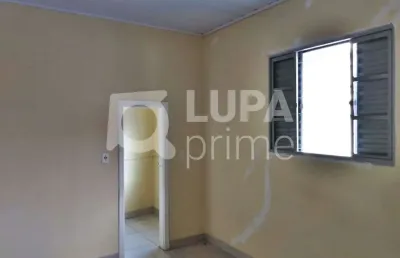 Casa com 2 quartos e 1 vaga de garagem para locação na vila maria alta