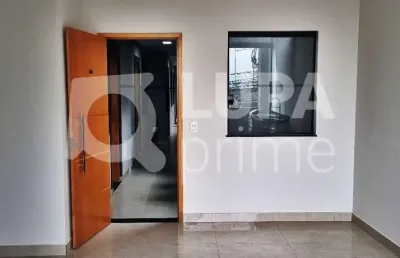 Apartamento com 2 quartos e 1 vaga de garagem à venda na vila gustavo